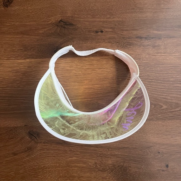 FREE Clear/White Visor w/Jenn - Picture 4 of 11